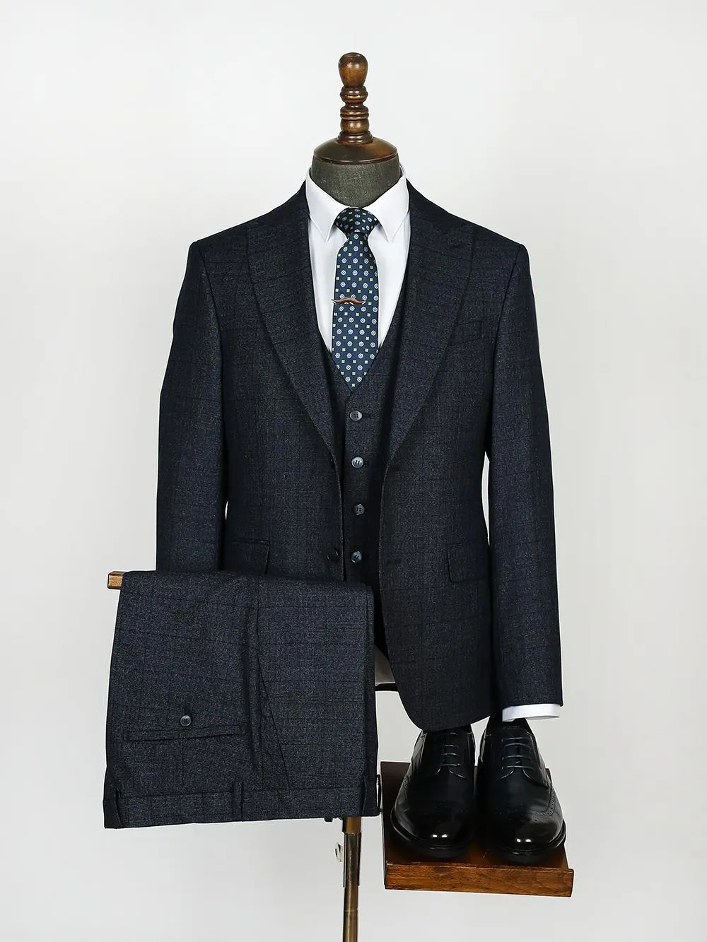 August Black Set Blazer Linen Suit
