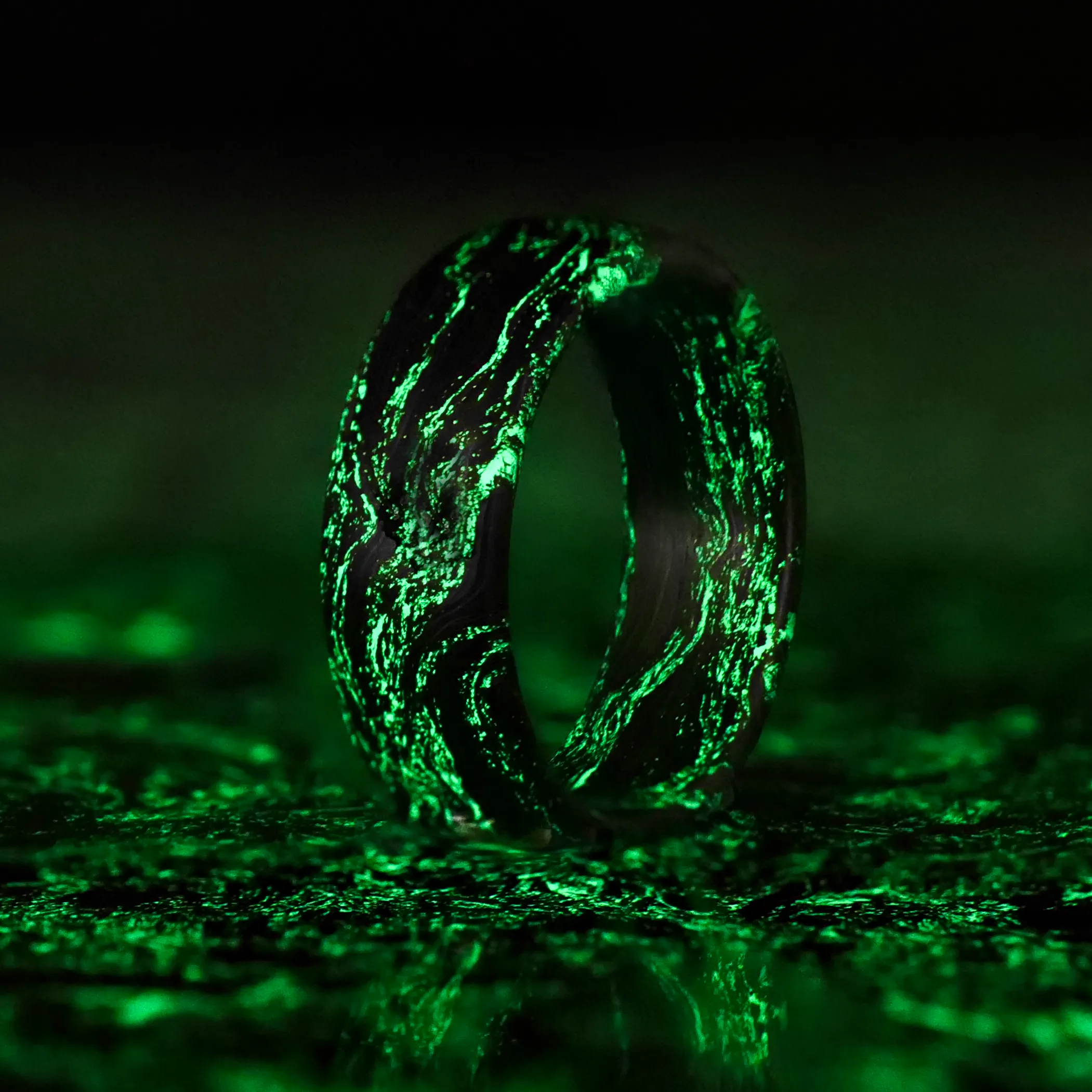 Green Glow Burl Carbon Fiber Ring