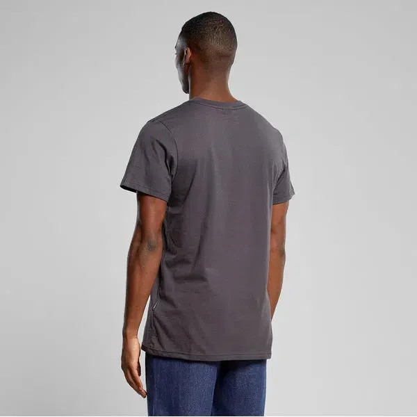 Stockholm Mushroom - T-Shirt mit Stickerei