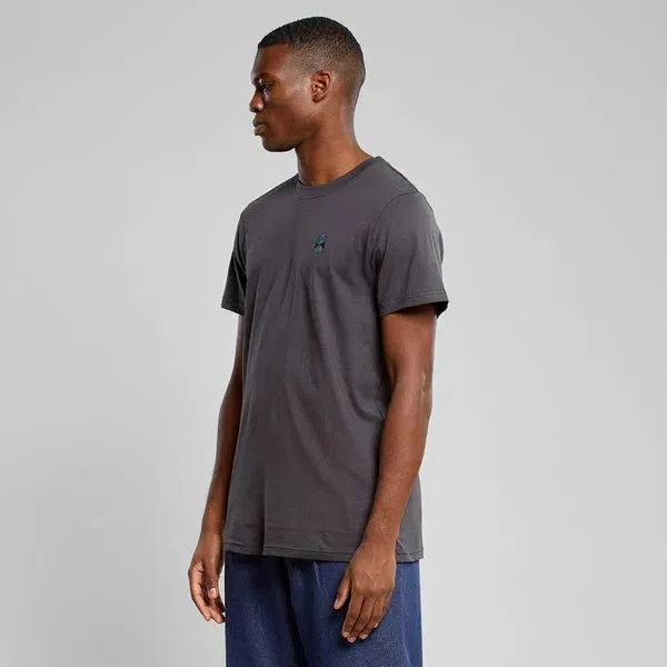 Stockholm Mushroom - T-Shirt mit Stickerei